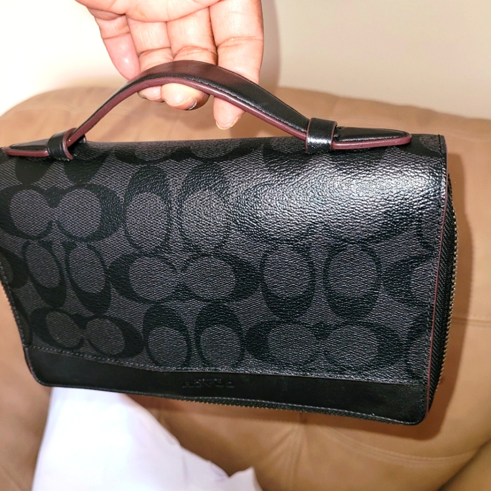 Coach travel wallet